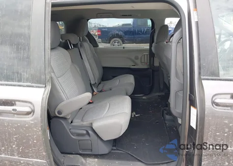 2021 Toyota Sienna Le from USA, damaged, VIN 5TDKRKEC9MS034194